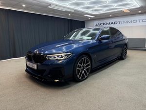 BMW 5-Series 530E M Sport Comfort Pack FSH - Image 4