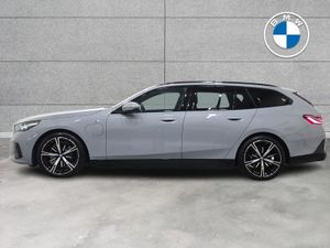 BMW 5-Series 530e M Sport Touring - Image 4