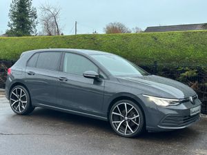 23 Volkswagen Golf 1.5 Tsi Life  €23500 inc Vrt - Image 2
