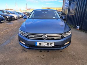 Volkswagen Passat 2018 low mileage - Image 2