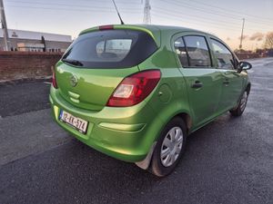 Lovely Opel Corsa 2012 - Image 4
