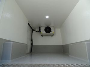 2021 Renault Trafic Refrigerated Van - Image 3