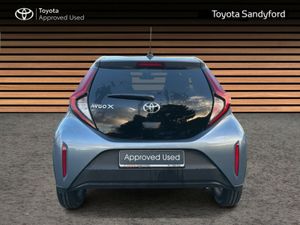 Toyota Aygo X NEW MODEL // REAR CAMERA // TOYOYTA - Image 4