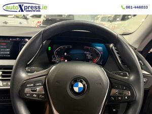BMW 2-Series GRAN COUPE PLAY EDITION reverse camer - Image 2