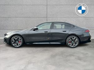 BMW i5 eDrive40 M Sport Pro Saloon - Image 3