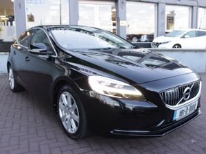 2.0D4 INSCRIPTION EDITION 5DR HATCHBACK AUTO WITH - Image 2