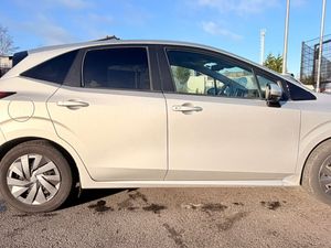 Nissan Note 2022 silver hybrid M - Image 3
