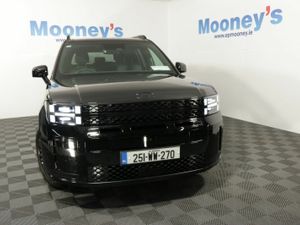 Hyundai Santa Fe PREMIUM CALLIGRAPHY PLUG IN HYBRI - Image 3