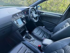 Volkswagen Tiguan R-LINE 2.0TDI 150HP DSG - Image 3