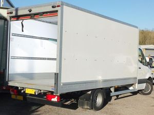 2022 Mercedes-Benz Sprinter Luton Box Van - Image 2