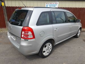 Vauxhall Zafira 1.7 CDTI EXCLUSIVE E/F 1 110PS 5DR - Image 3