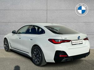 BMW i4 eDrive35 M Sport - Image 3
