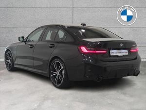 BMW 3-Series 320i M Sport Saloon - Image 3