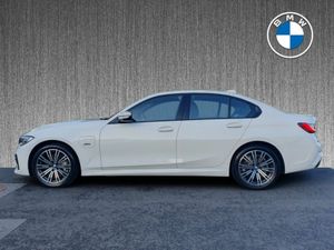 BMW 3-Series 330e M Sport Saloon - Image 4