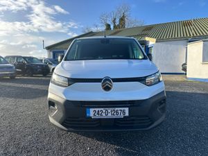 242 Berlingo Enterprise Van *No VAT* - Image 2