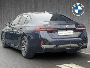 BMW i5 eDrive40 M Sport Saloon - Image 3