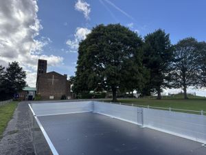 Ford Transit 2.0 350 2.0 130ps 3.5t. Dropside - Image 3