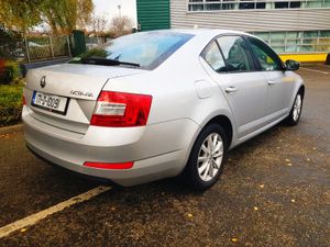 171 SKODA OCTAVIA Low KM Warranty NCT TAX V.Clean - Image 4