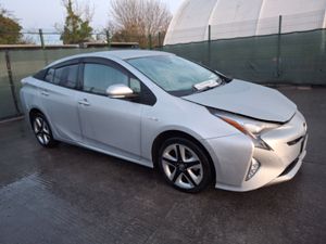 €500 OFF 2017 Toyota Prius 1.8 Hybrid - Image 2