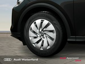 Audi Q5 Hybrid SE from €698 per month - Image 4
