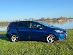 Toyota Prius HYBRID/ AUTO FINANCE AVAILABLE - Image 3