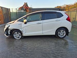 2016 Honda Fit  Hybrid  1.5 Petrol - Image 4
