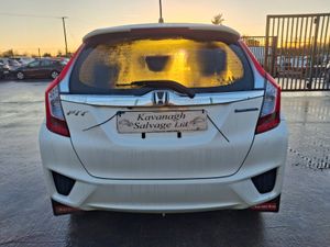 2016 Honda Fit  Hybrid  1.5 Petrol - Image 3