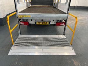 Volkswagen Crafter 2.0 TDI CR35 Startline Dropside - Image 2