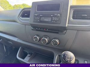 Nissan Interstar 2.3Dci Teckna 3.5t Dropside - Image 3