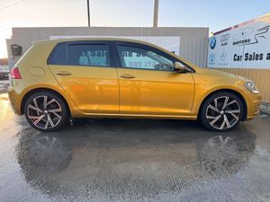 181 VW Golf 1.0 TSI 110HP Highline DSG AUTO - Image 3