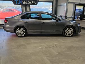 16 VOLKSWAGEN JETTA 2.0 DIESEL HIGHLINE - Image 2