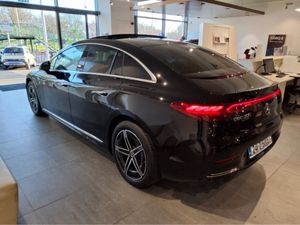 Mercedes-Benz EQE 300 AMG LINE - Panoramic Sliding - Image 4