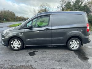 Ford Transit 2021 - Image 3