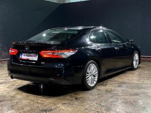 Toyota Camry G LEATHER PACKAGE - ELECTRIC SEATS - - Image 4
