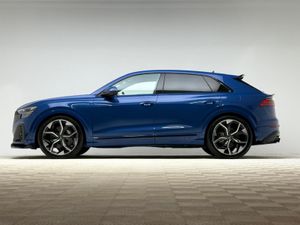Audi Q8 55 TFSI E S LINE 394HP QUATTRO - Image 4
