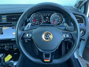 Volkswagen Golf R-LINE PACK 1.4 TSI // HIGHLINE // - Image 4