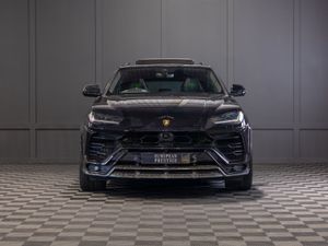2021 Lamborghini Urus V8 - Image 2