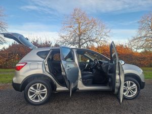 Nissan Qashqai, LOW MILES, NEW NCT, 2 YR WARRANTY - Image 2