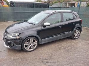 2012 Volkswagen Polo Cross  1.2 Tdi - Image 3