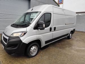 2022 Peugeot Boxer 2.2 hdi 140bhp professional - Image 4