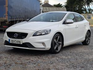 2013 VOLVO V40 1.6 DIESEL R-DESIGN 115BHP - Image 3