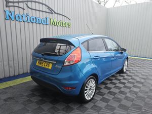 2015 Ford Fiesta TITANIUM 1.0 Petrol - Image 3