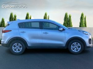 Kia Sportage LX 1.7 - Image 4