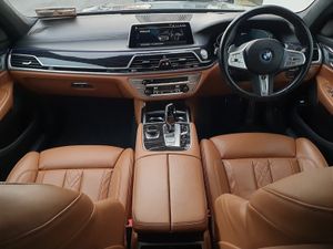 BMW 7-Series 745e M Sport - Image 4