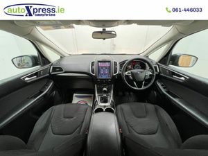 Ford S-Max 2.0 TDCI Zetec 7 Seater - Image 2