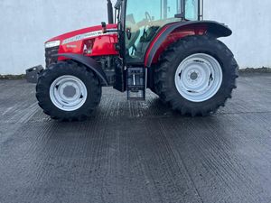 Massey Ferguson 5710 M 2023 - Image 2