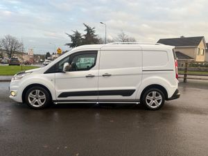ABSOLUTELY IMMACULATE LWB TRANSIT CONNECT - Image 4