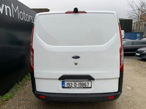 FORD TRANSIT CUSTOM 2.0 TDCI 130 PS SWB - Image 4