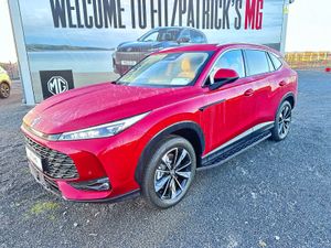 MG HS Phev 2026 OFFER €2500 Booster - Image 3