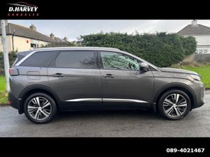 Peugeot 5008 1.5D Allure  AUTO**Low Klms**One Owne - Image 2